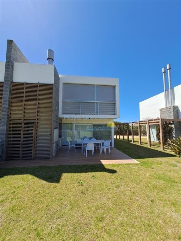 Casa en Alquiler de Verano en complejo con Rincon