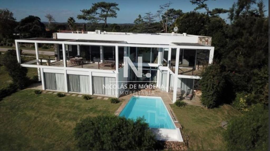 Casa en venta, hermosa vista.