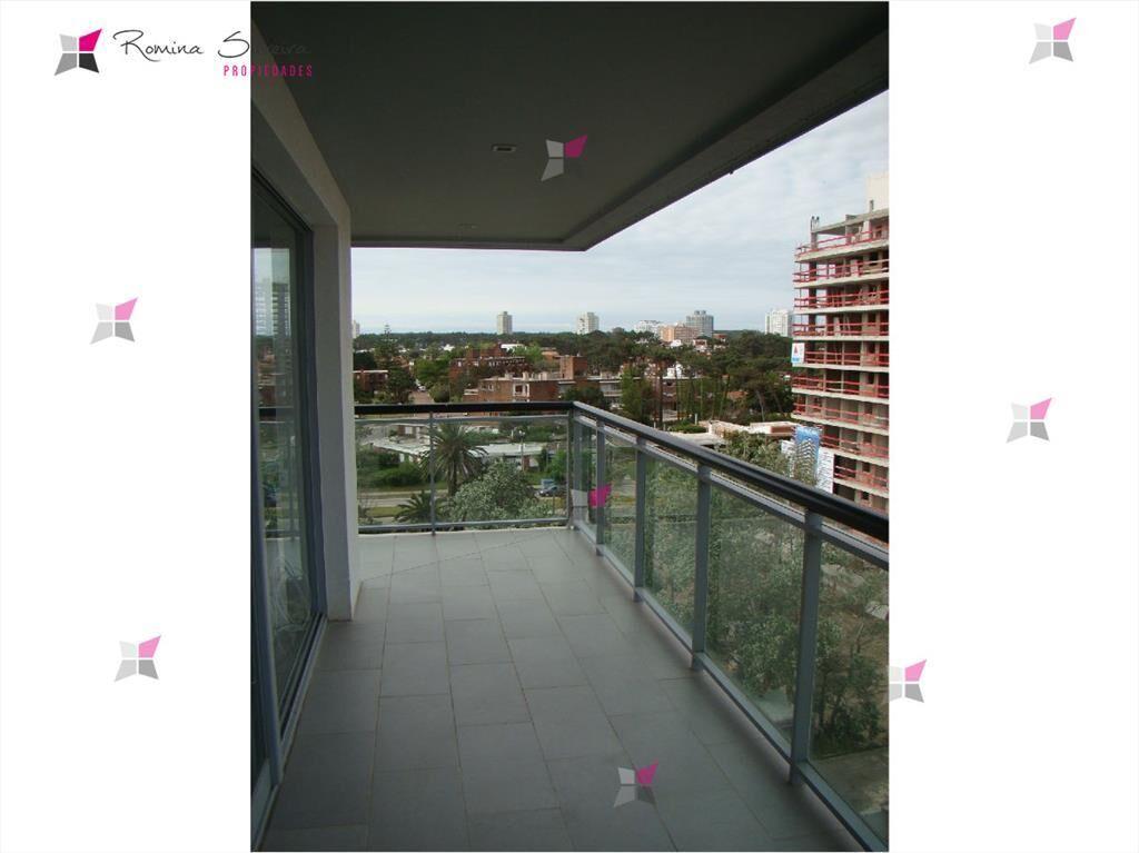 Apartamento en Peninsula, 2 dormitorios *