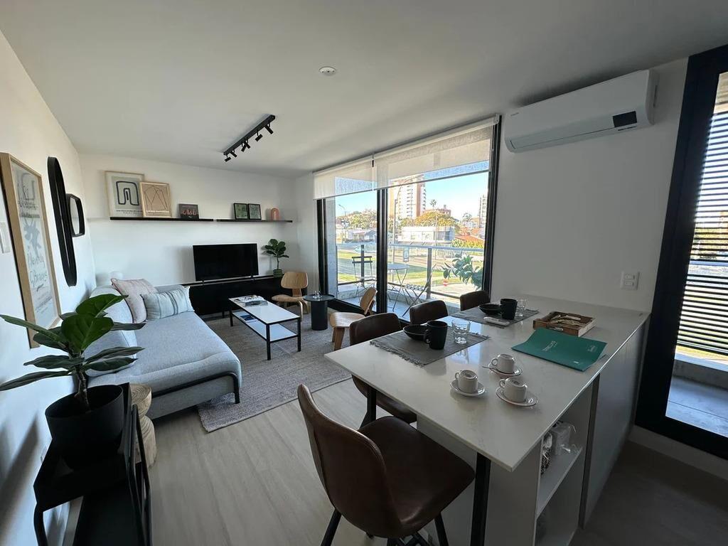 Venta Apartamento De 2 Dormitorios En Estrellas Malvín