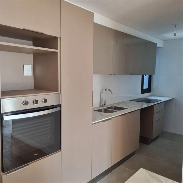 Alquiler De Apartamento A Estrenar En Rambla