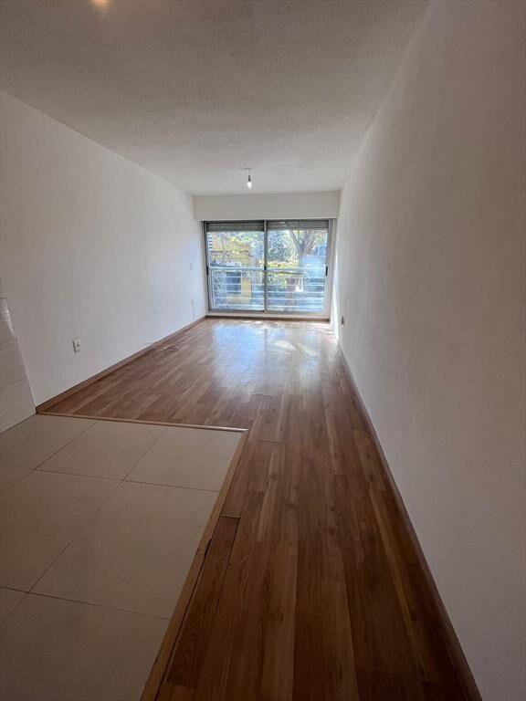 Alquilo apartamento, edificio con  Gym, barbacoa, sala lect
