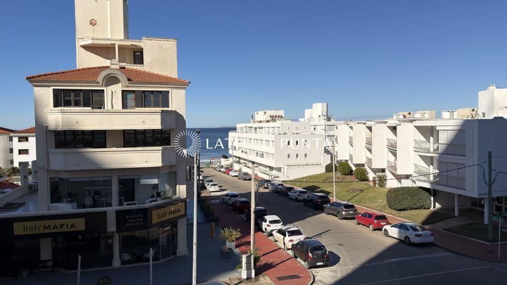 Apartamento 2 dormitorios. Península