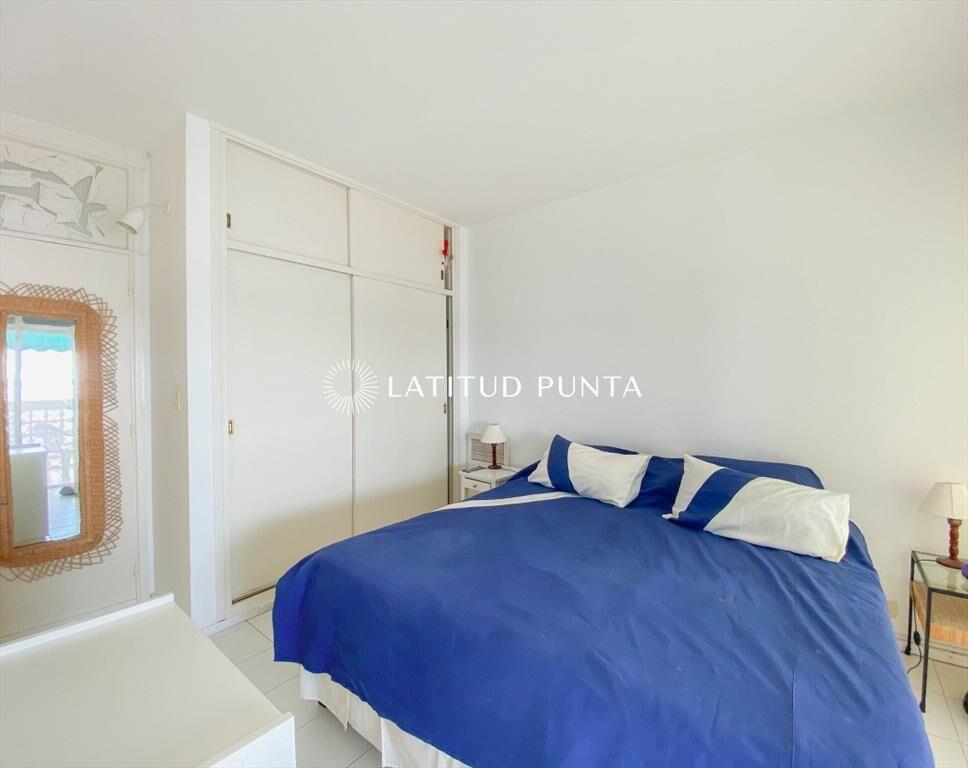 Mansa, apartamento en primera línea, 1
