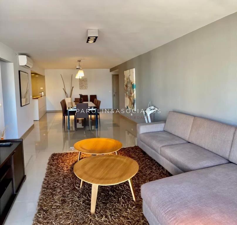 Apartamento de 3 dormitorios en venta, Torre Onix
