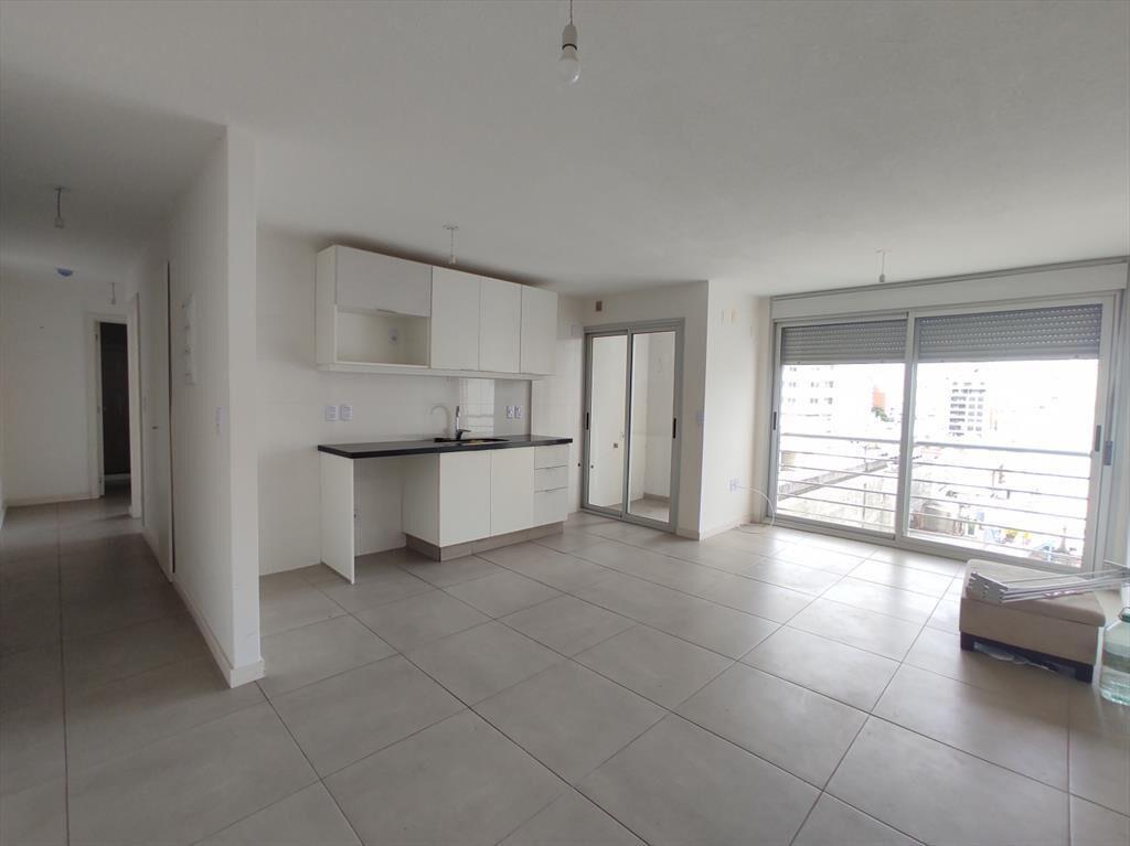 Venta apartamento 2 dormitorios con garage y renta en Cordó