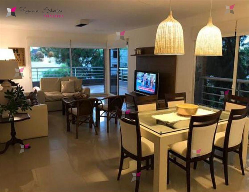 vernta 2 dormitorios en Aidy Grill Punta del Este