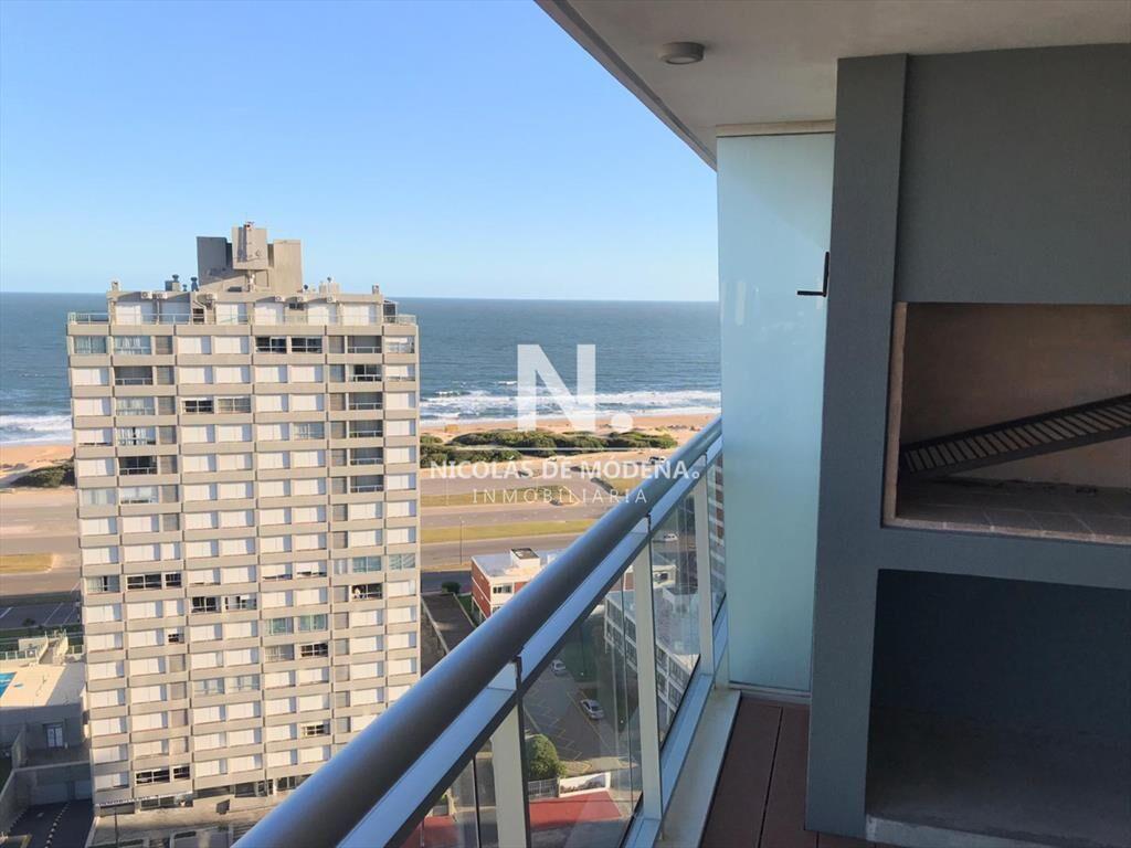 Espectacular departamento, de 3 dormitorios en