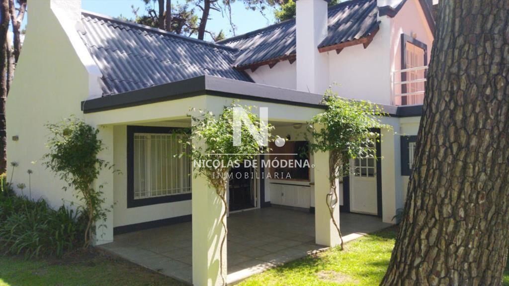 Casa en Venta de 3 dormitorios en Aidy Grill ,