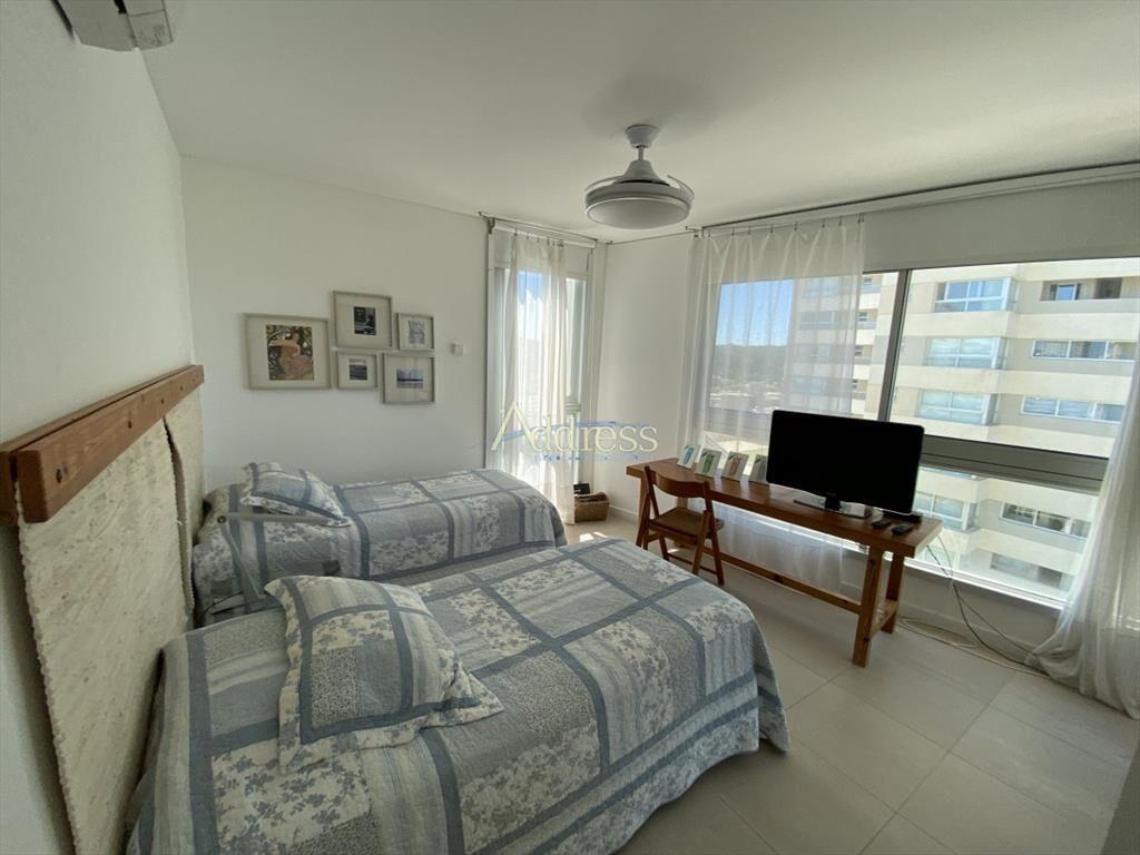 ¡Espectacular apartamento en primera linea frente a la bra