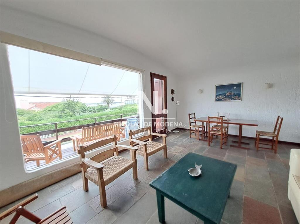 Hermoso apartamento en 2 plantas con vista al mar