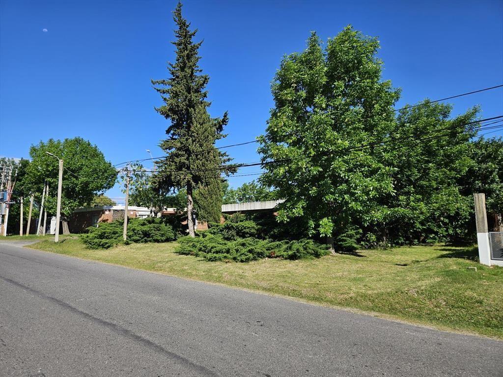 Venta de Terreno en Colonia del Sacramento 1.385mts con 292