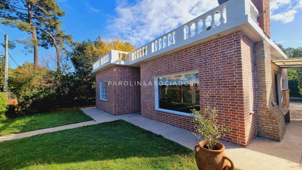 Casa en Venta, Barrio Jardines de Cordoba Punta del Este