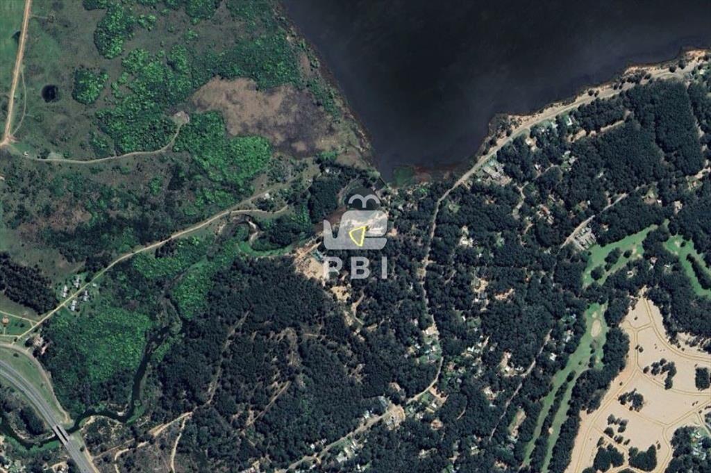Terreno en venta en Club del Lago, Punta Ballena.