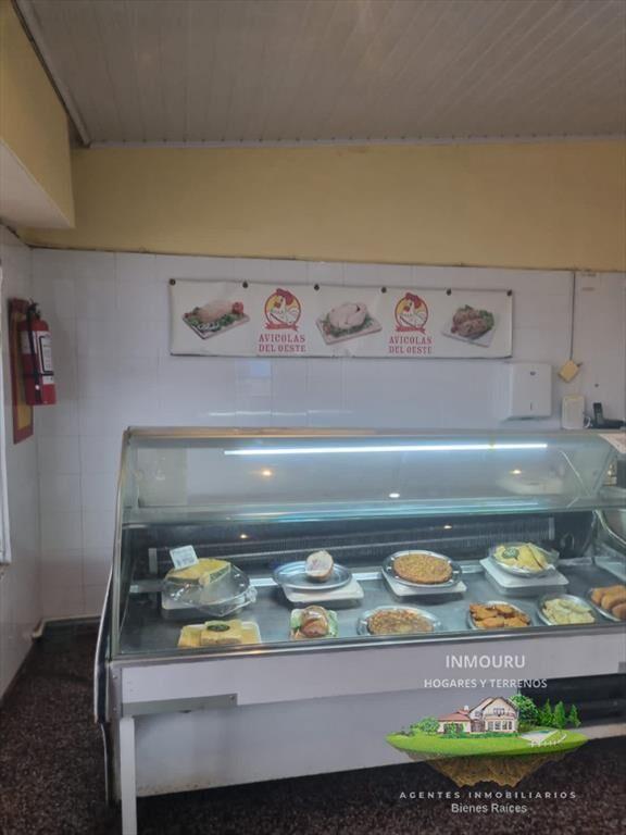 Venta de llave de pollería y rotisería en Malvin Norte