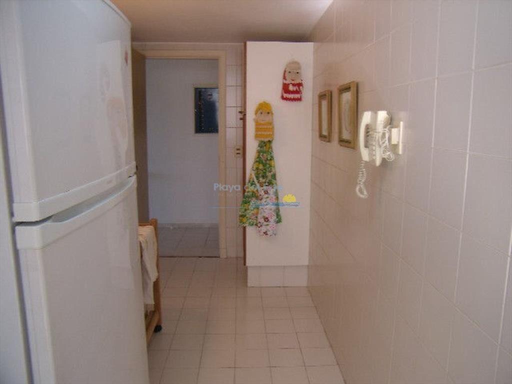 Apartamento de 2 dormitorios en Edificio Long , ,