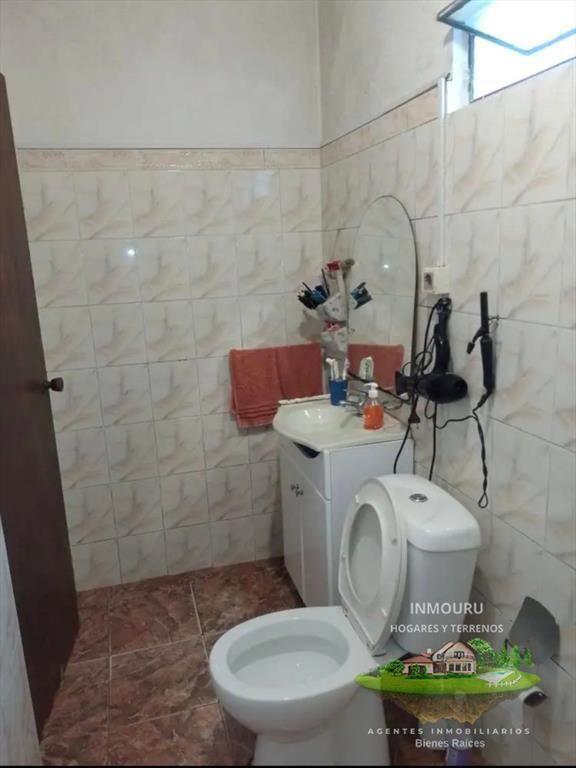Venta de amplia casa en Paso Carrasco