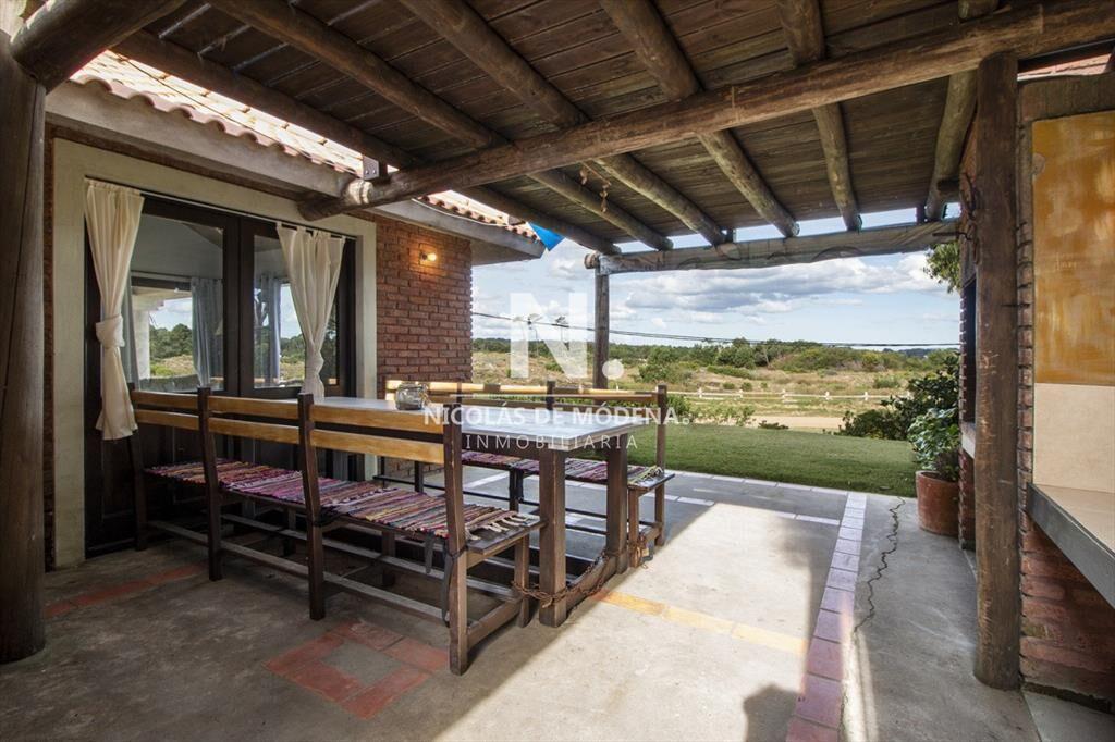 Casa en venta en zona Tio tom muy cerca del mar