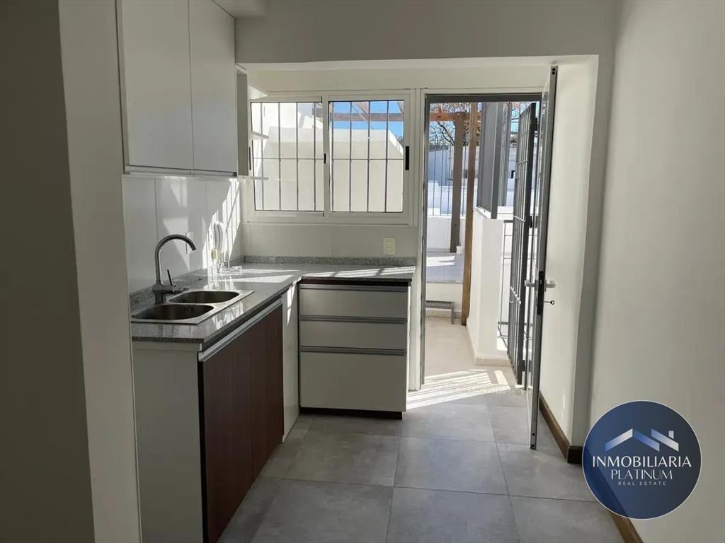 Edificio con 6 Apartamentos Reciclados | Ideal Inversor ...