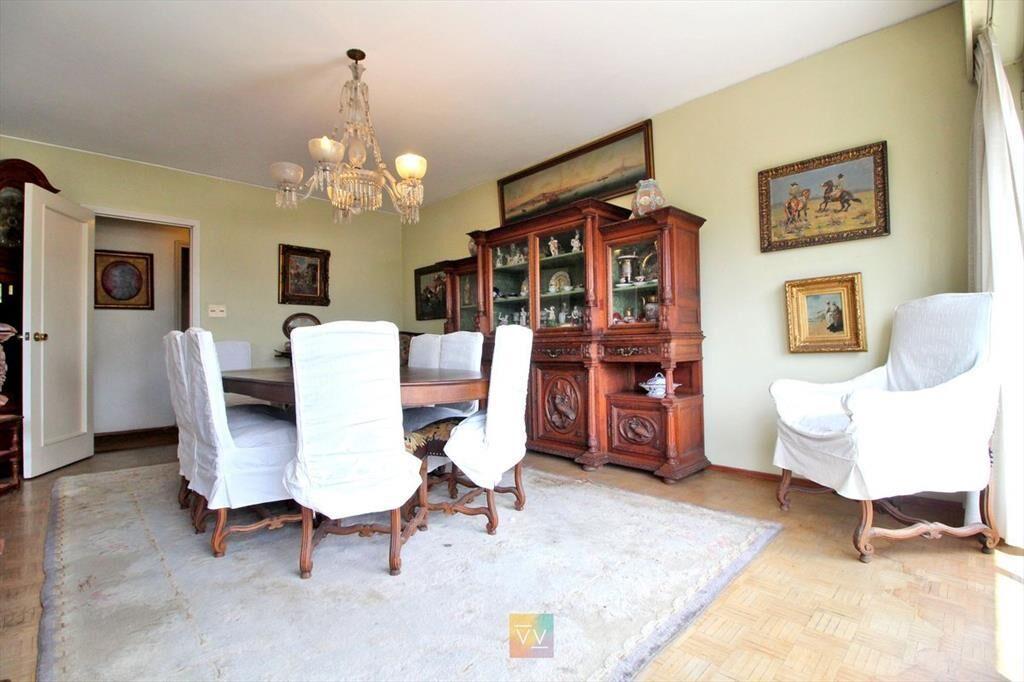 VENTA APARTAMENTO 3 DORMITORIOS Y SERVICIO POCITOS