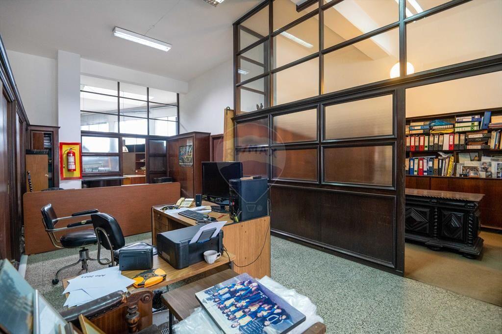ALQUILER LOCAL COMERCIAL AVENIDA LIBERTADOR CENTRO