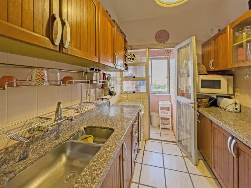 Apartamento en venta de tres dormitorios