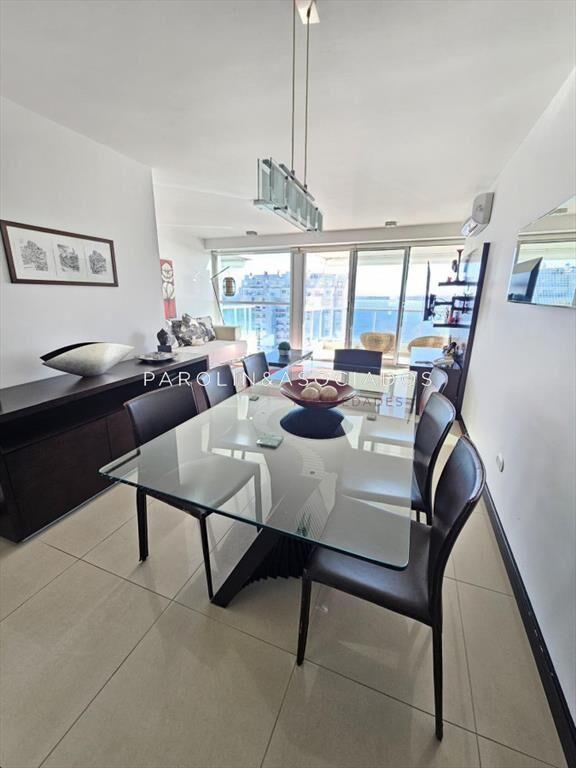 Apartamento en venta de 3 dormitorios en Gala del