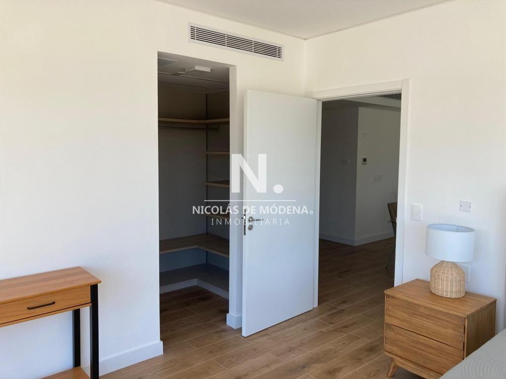 Departamento de 2 dormitorios en venta frente al