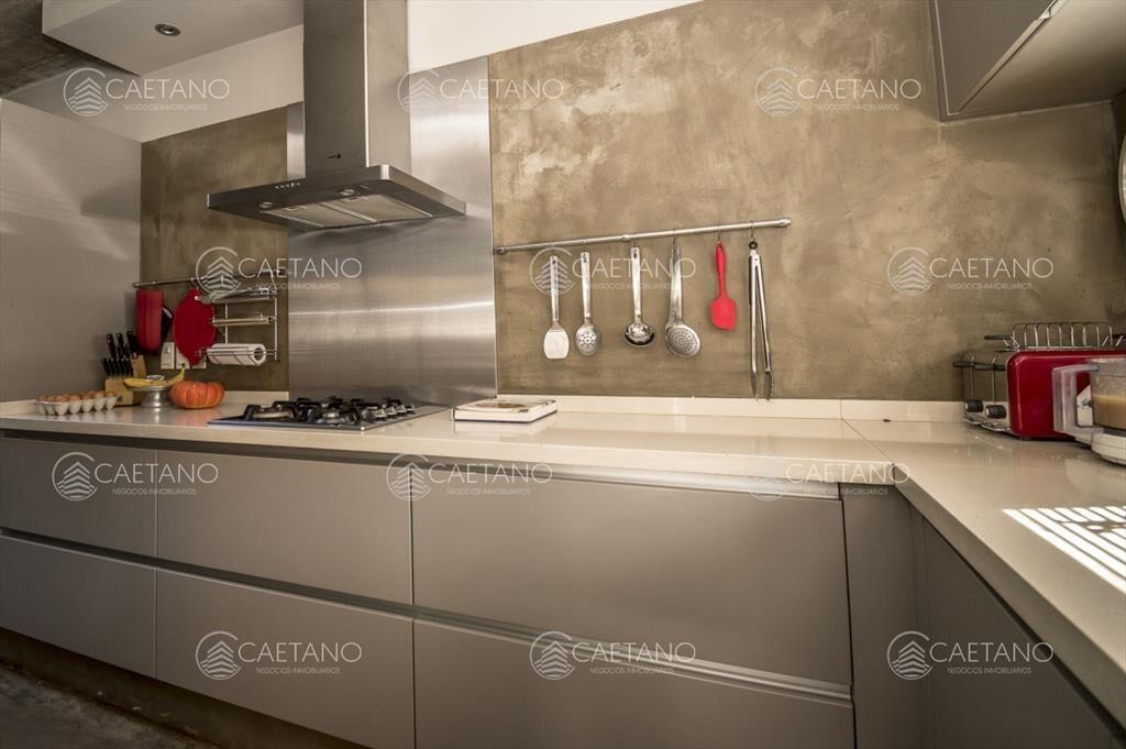 Excelente casa de estilo Minimalista en Barrio La