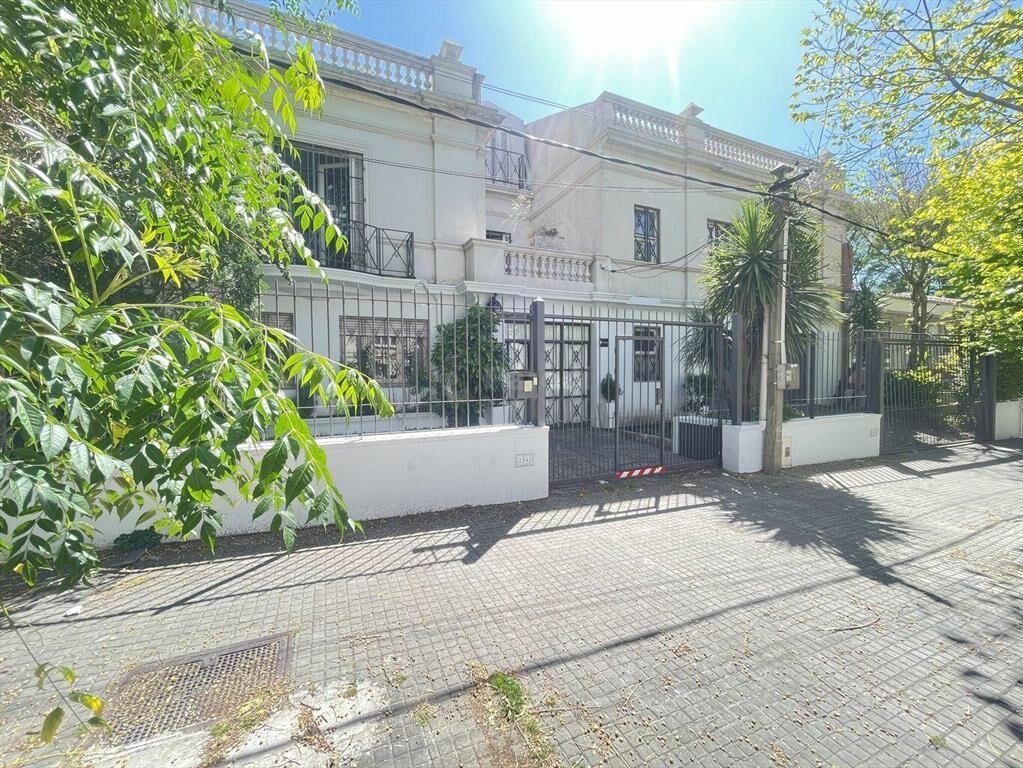 PARODI Venta de casa con jardin Parque Batlle