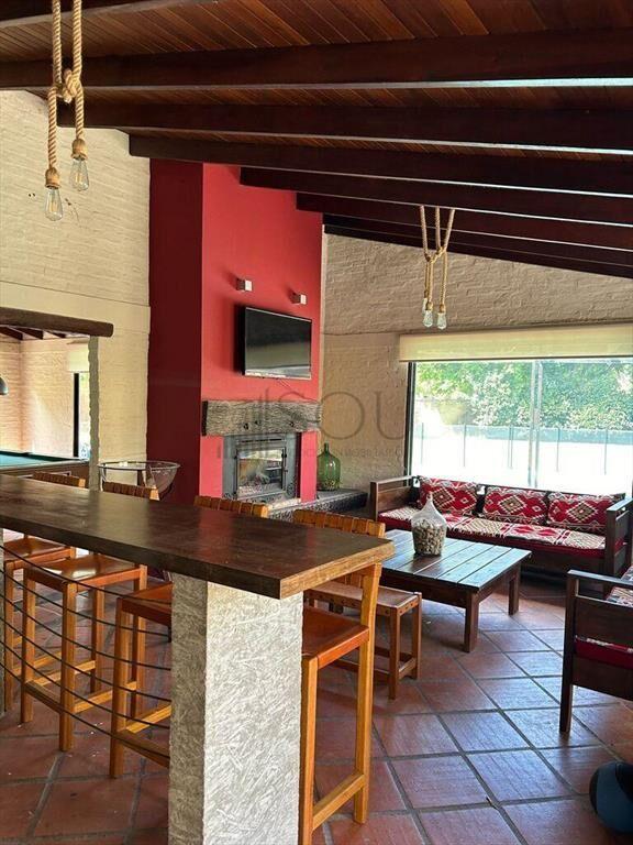 VENTA CASA 4 DORMITORIOS GRAN TERRENO PINAR SUR