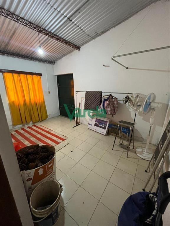 Casa en venta en Salinas, 2 dormitorios, garaje,