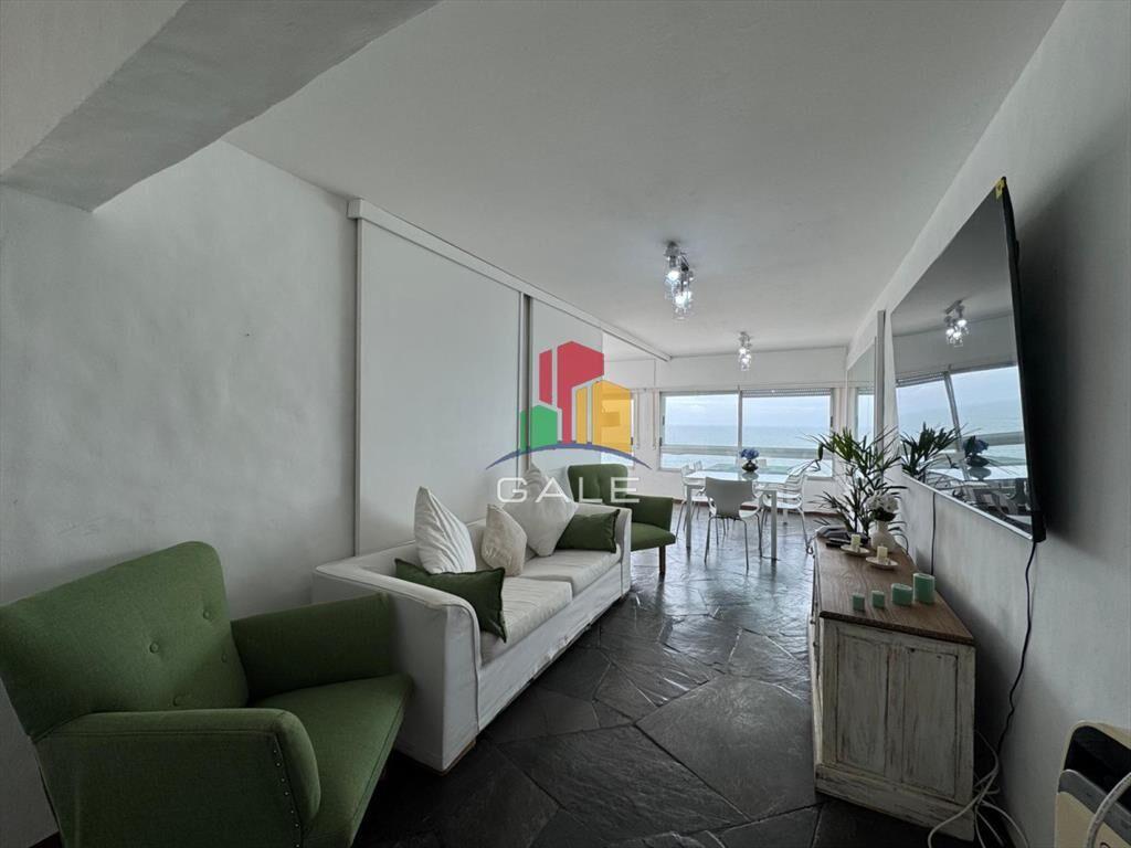 HERMOSO APARTAMENTO CON VISTA AL MAR