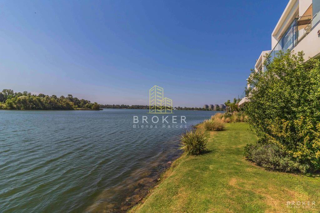 Venta Casa 3 Dormtorios En Parque Miramar (ref: