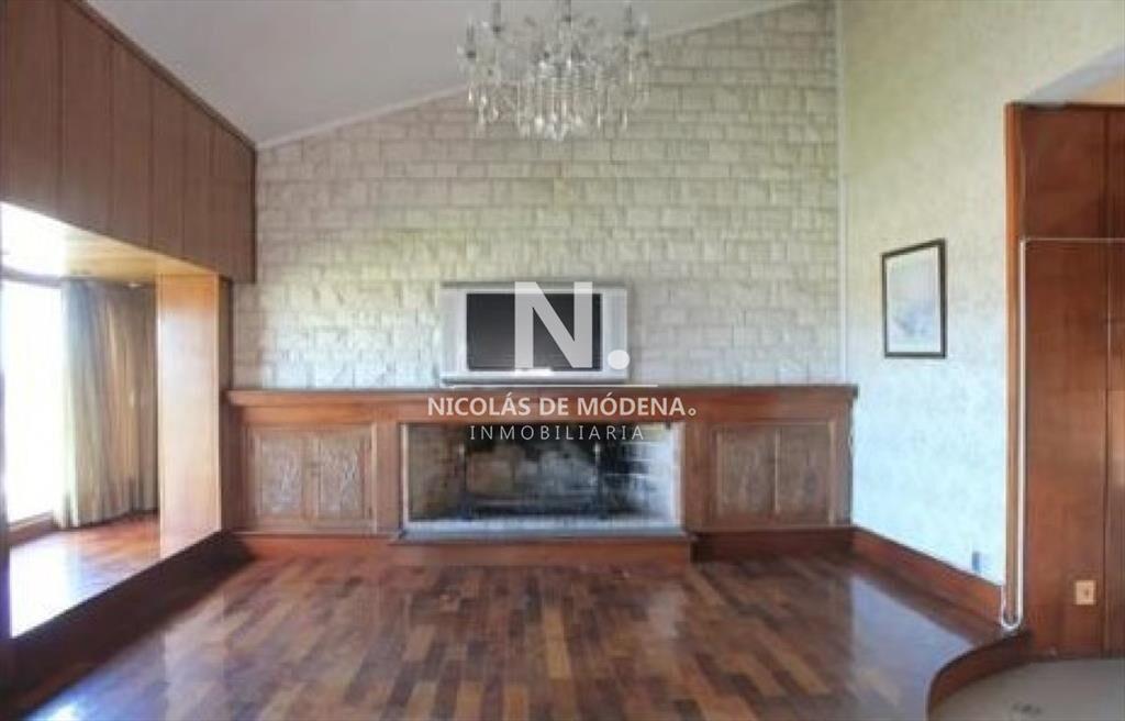 Casa en Venta de 5 dormitorios en Montevideo