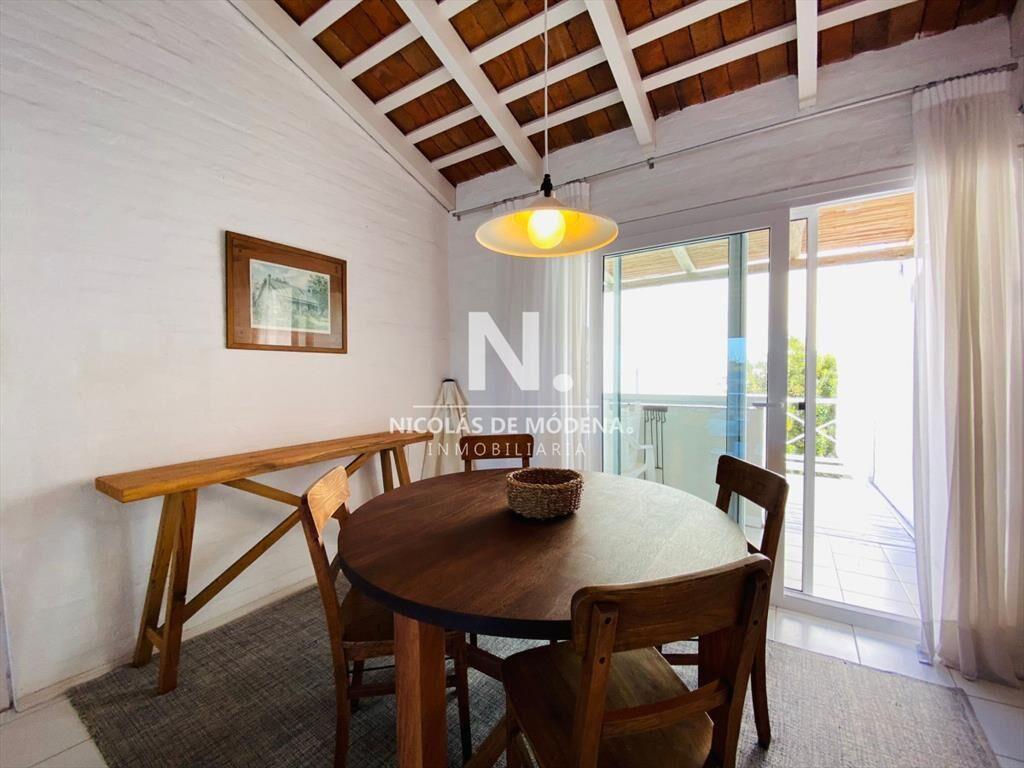 Apartamento La Barra Tres Dormitorios