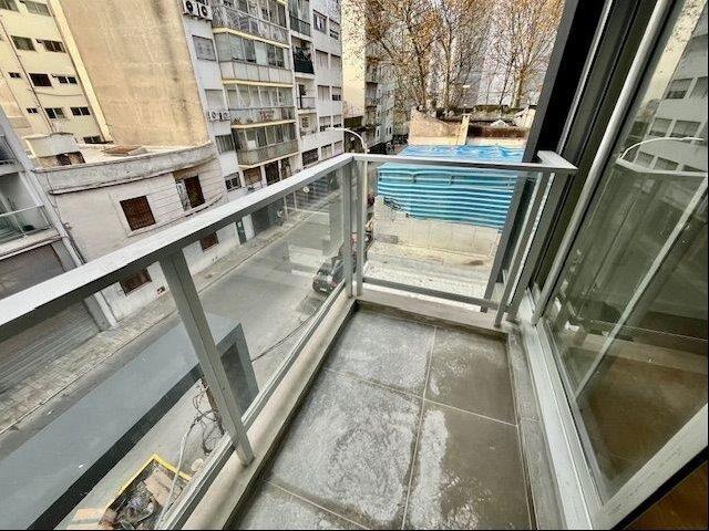 VENTA CON RENTA APARTAMENTO CORDÓN SUR 1 DORMITORIO CON TER