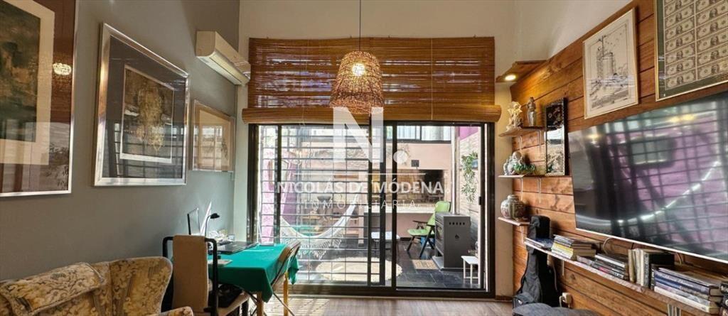 Casa en Venta de 2 Dormitorios Con Cochera En