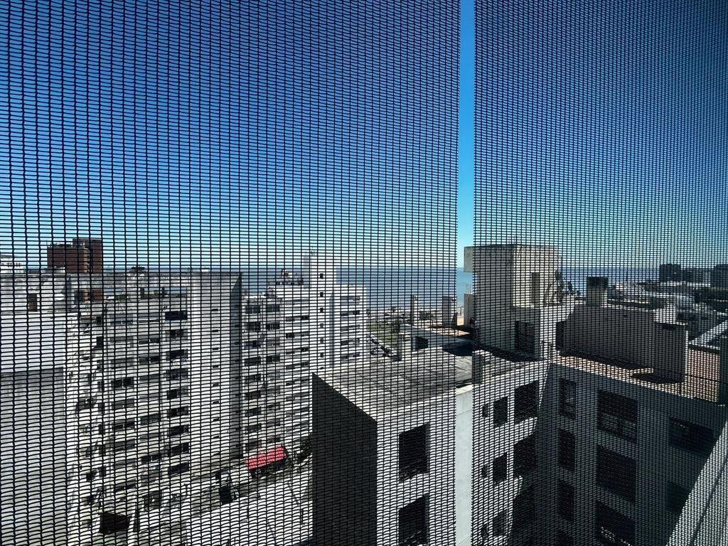 Ciudadela esq Soriano, 135 m2, gge x2, vista al mar!!