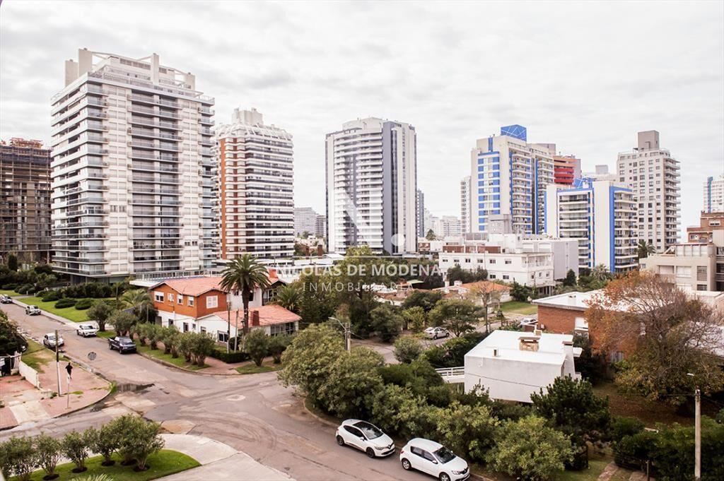 Onix Punta Del Este, departamento de 3 dormitorios en venta