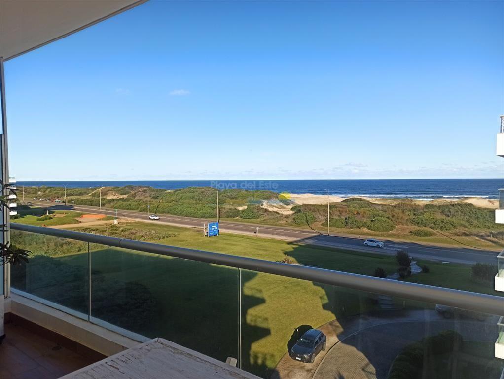 Amplio Penthouse con hermosa vista al mar y