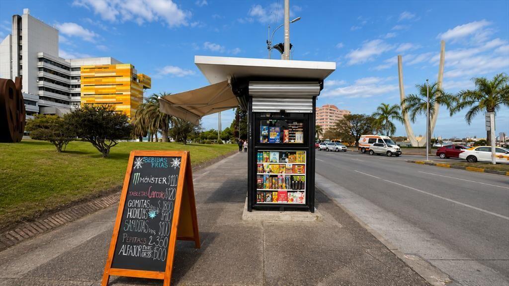 SE VENDE QUIOSCO EN NUEVO CENTRO