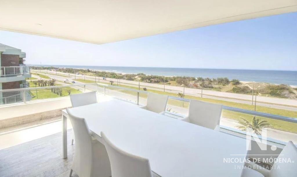PLAYA BRAVA, PRIMERA LINEA AL MAR PENTHOUSE!!!