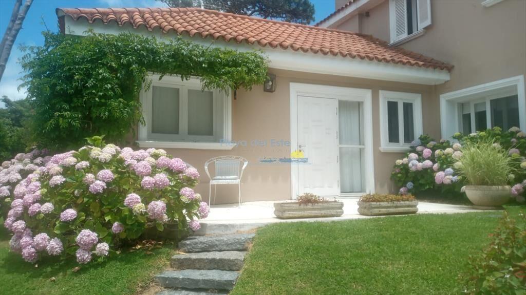Casa en Venta de 7 dormitorios en Punta del este