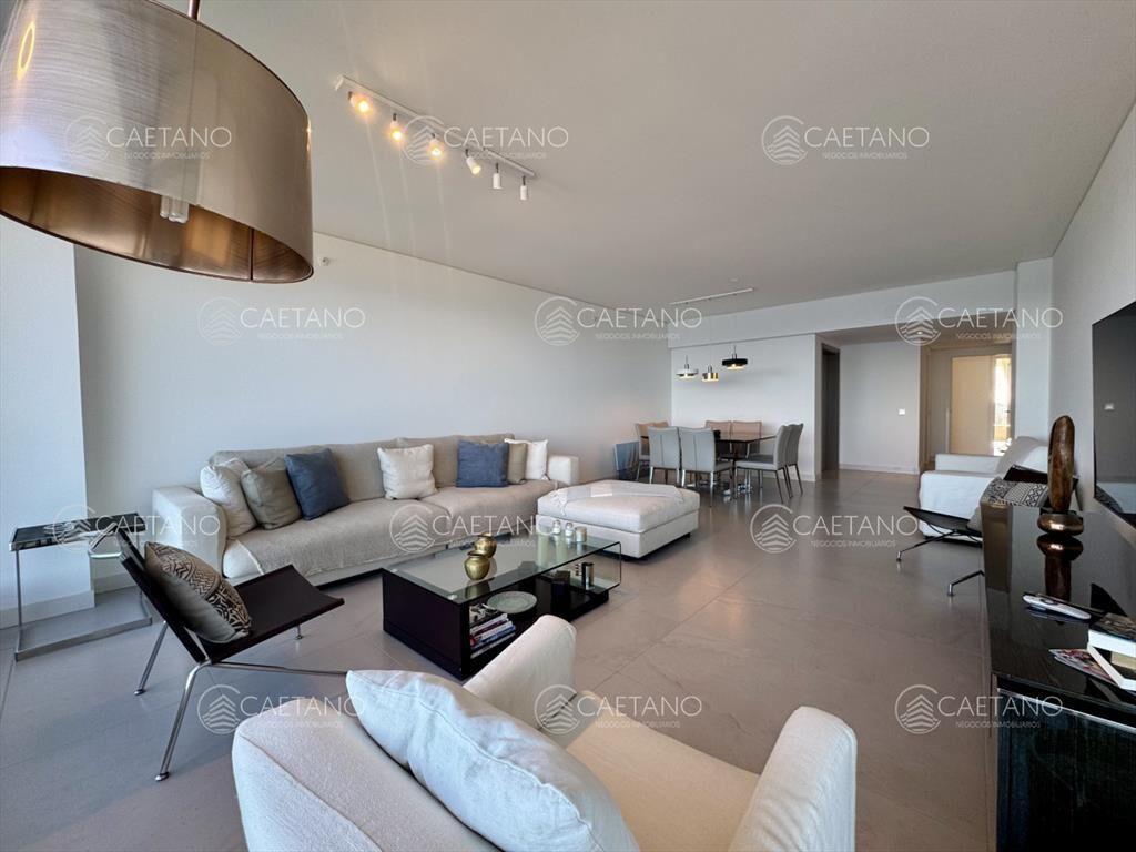 Venta apartamento punta del este, playa brava