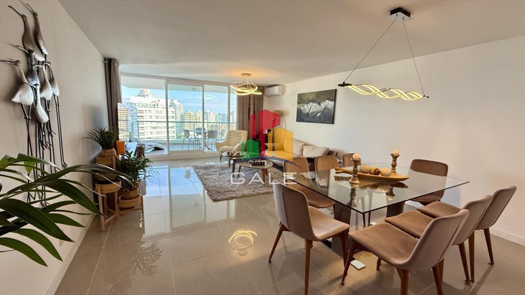 Apartamento de categoría en venta con vista al