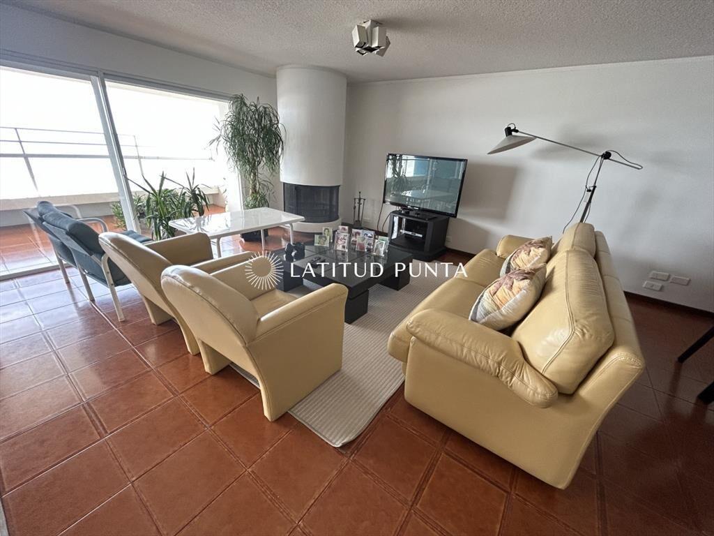 Brava primera linea, Apartamento de 3 dormitorios