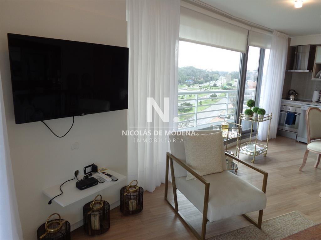 PUNTA DEL ESTE APARTAMENTO 2 DORMITORIOS EDIFICIO