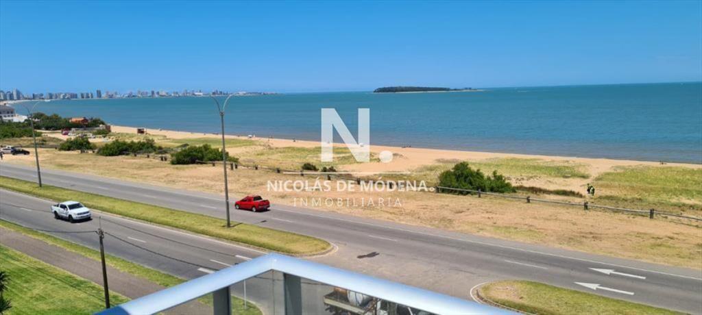 Apartamento de Venta de 2 dormitorio en Edificio