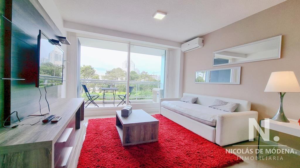 Apartamento de 1 dormitorio en Torre One, a metros del Mar